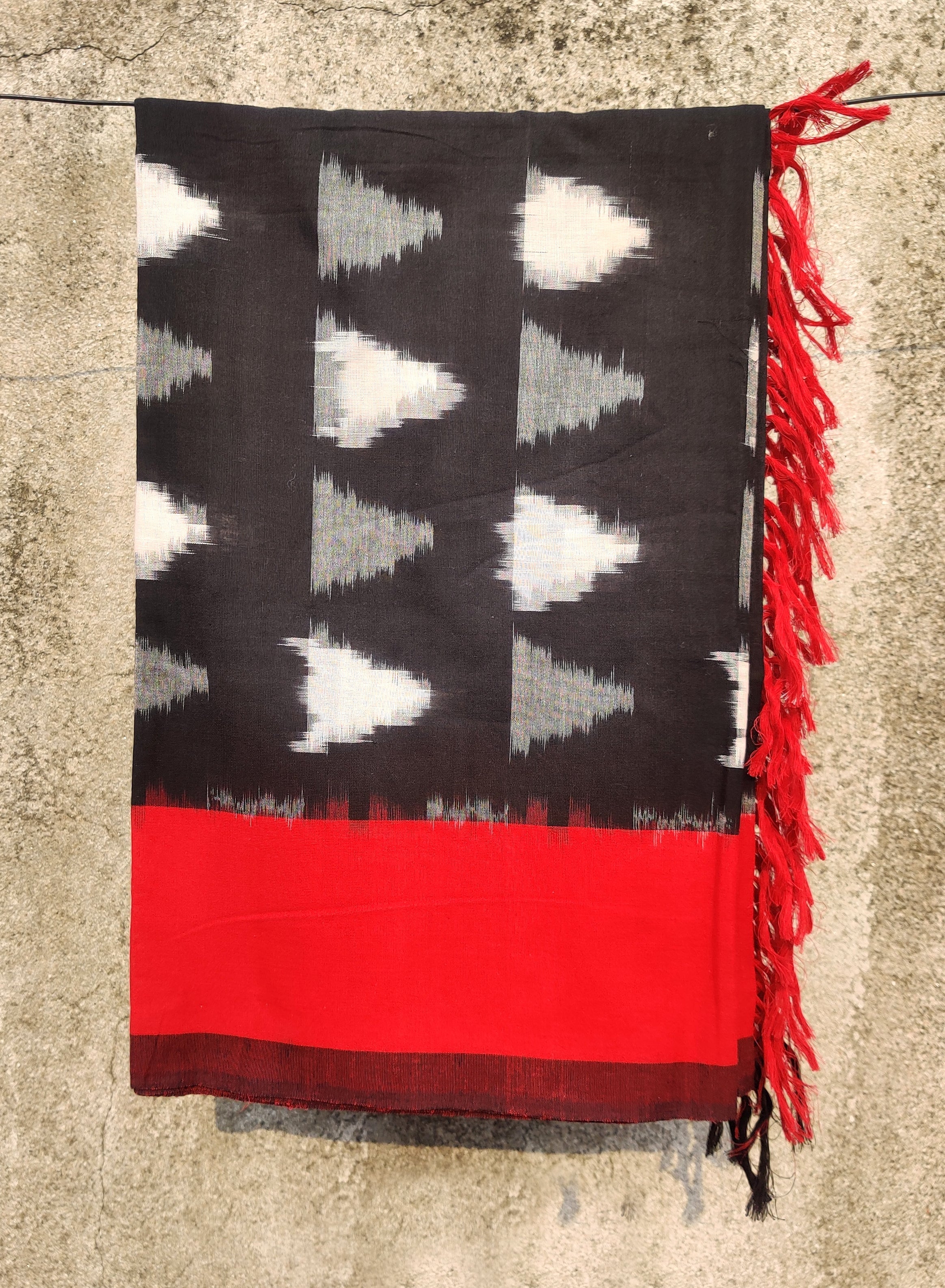 Handwoven Pochampally Ikat Cotton Dupatta