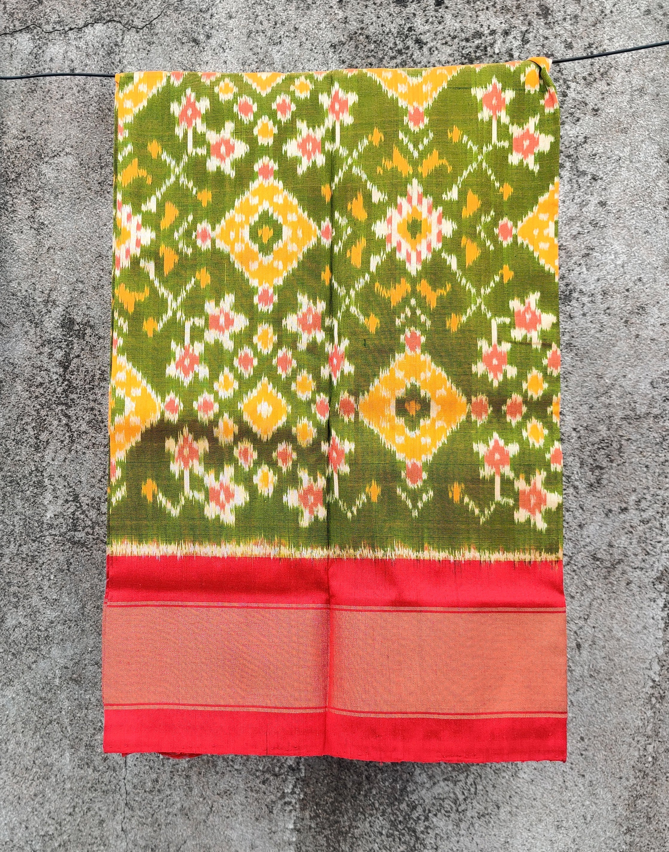 Handwoven Pochampally Ikat Silk Dupatta